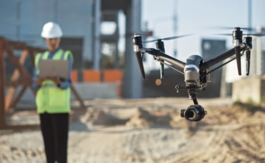 How Drones Are Revolutionizing Construction Sites Today